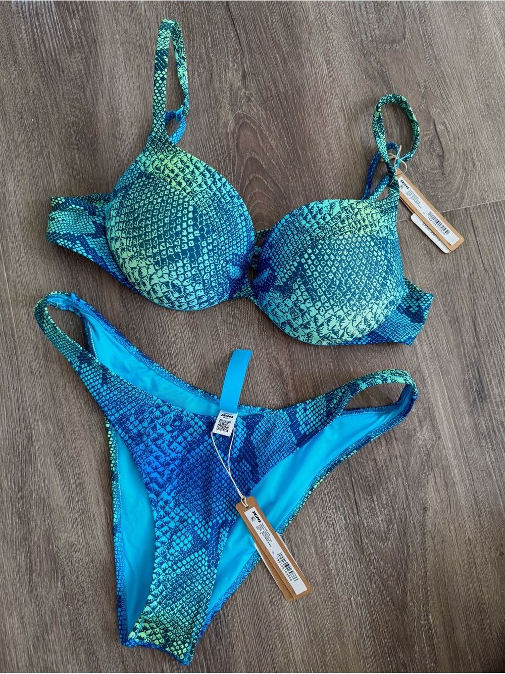 SKIMS Signature Swim Aqua Ombrรฉ Snake Set